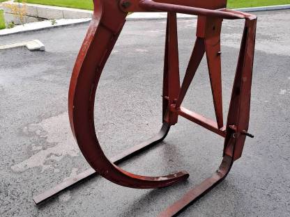 Bild 5:Gabelträger inkl. hydr. Holzzange