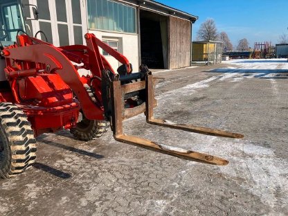 Bild 9:Radlader / Hoflader / Schwenklader Schäff Terex SKS 633