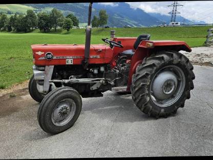 MF 135