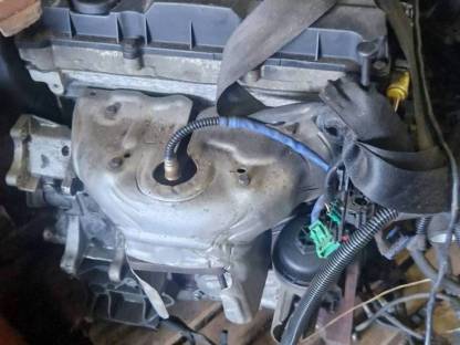 Bild 2:Peugeot Citroen 1.6 Motor