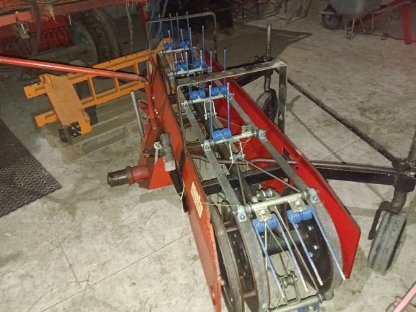 Bild 3:Bandrechen für Motormäher