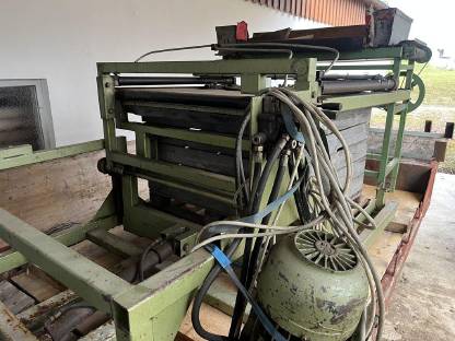 Bild 6:Großkistenentleerung inkl. Förderband