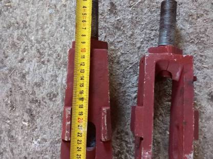 Bild 2:Gabel zu Hubstrebe Steyr