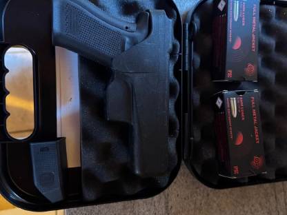Glock 17 Gen 5 9mm Para mit 2 Magazinen