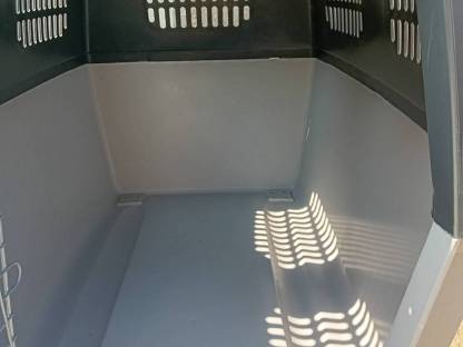 Bild 3:Hundetransportbox