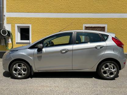 Ford Fiesta Benzin Auto