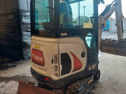 Bild 4:Bobcat E19 Minibagger