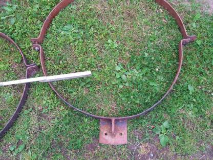 Bild 4:Rohr Schellen 68-70 cm