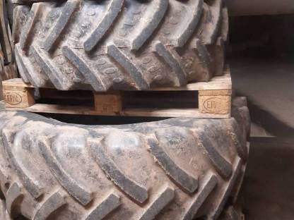 Räder Radsatz Reifen MF Massey Ferguson