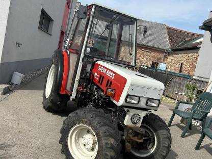 Bild 2:Steyr 8055 AS