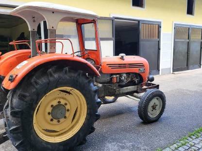 Bild 6:Traktor Steyr 290