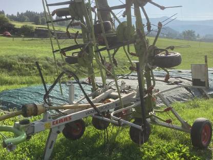 Claas Volto 900T