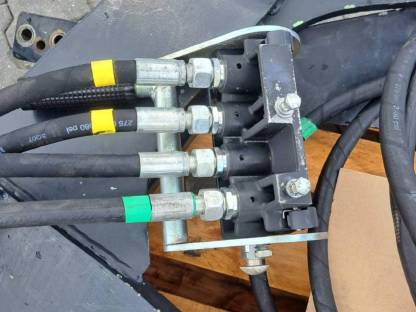 Bild 9:Frontlader Stoll Robust F15