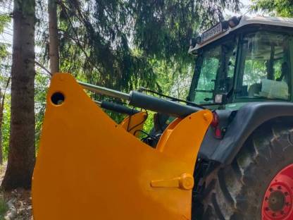 Bild 2:Mammut Silozange