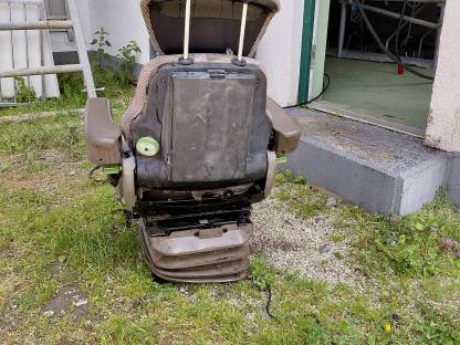 Bild 2:John Deere Traktorsitz