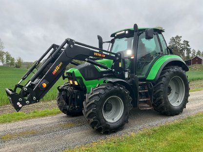 Traktor Deutz-Fahr 6150 TT42 mit Frontlader und Frontheber