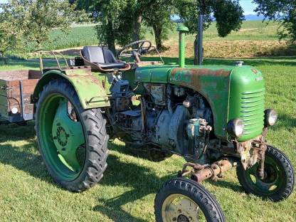 Bild 3:Steyr T80a Hackfruchter