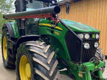 Bild 2:John Deere 7830