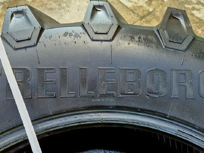 Bild 4:Trelleborg Reifen 650/65 R38 TM 800