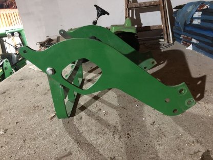 Schutz für Motorhaube John Deere 6630, 6830, 6930