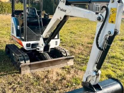 Miniescavatore BobCat 322