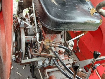 Bild 5:Massey Ferguson 165