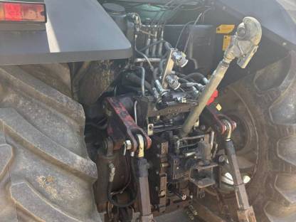 Bild 8:Massey Ferguson 8140