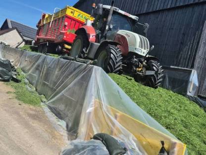 Bild 2:Lohntransport