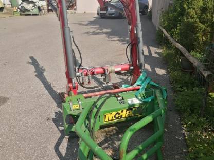 Stoll FZ 750 mit Anbaugeräte