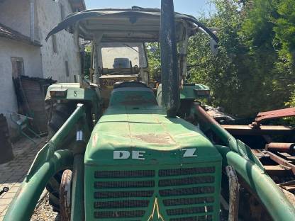 Bild 5:Deutz Fahr 6006 mit Frontlader und Lenkhilfe