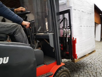 Bild 3:Stapler Manitou el. 1,6 t