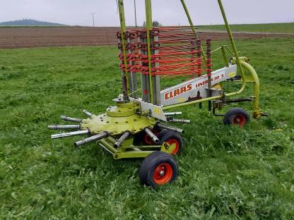 Bild 2:Claas Schwader Liner 430