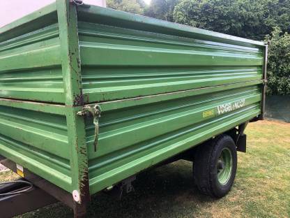 Bild 4:Einachskipper Vogel und Not