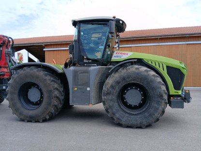 Claas Xerion 4000 VC