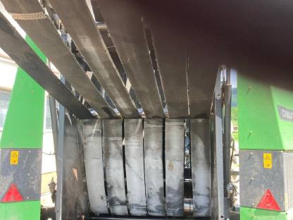 Bild 5:Deutz Rundballenpresse RB 3.56-OC