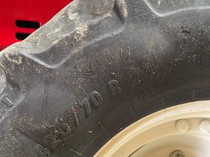 Bild 3:520/70R34 Traktorreifen, 420/70R24