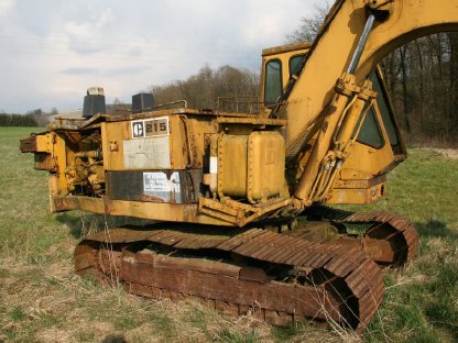 Bild 2:Kettenbagger CAT 215