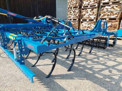 Bild 5:Agripol Saatbeetkombination 4,5 m