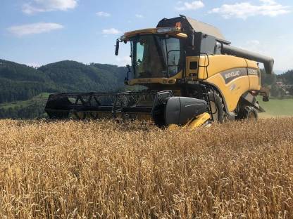 Mähdrescher New Holland CX760