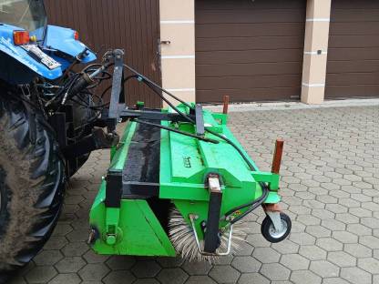 Bild 2:Kehrmaschine Bema