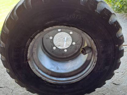Bild 2:Reifen mit Felge