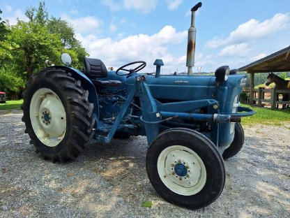 Bild 5:Fordson Super Dexta, Frontlader, ohne Heckstapler
