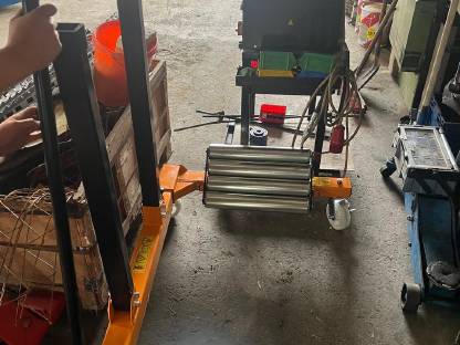 Bild 4:Sparex Reifenmontagewagen