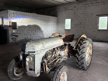 Ferguson Traktor TEF