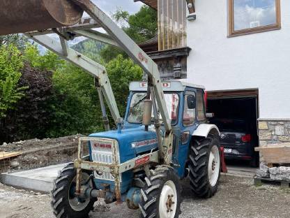 Ford 3000A Allrad Traktor