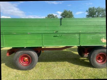 Bild 5:2-Achs 2-Seitenkipper Anhänger