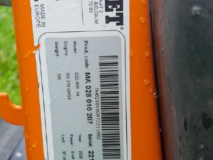 Bild 2:Rasennachsaatmaschine Eliet DZC 600