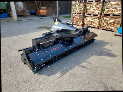 Bild 4:Agripol Messerwalze 3 m