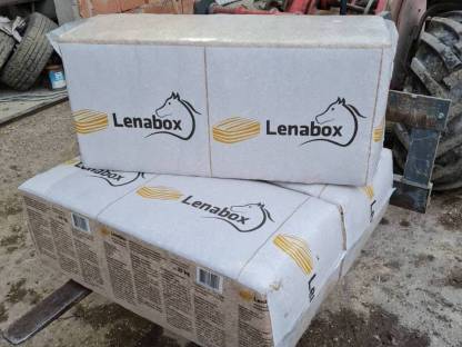 Bild 6:Einstreu Stroh Futter Stroh Lenabox Feinstroh
