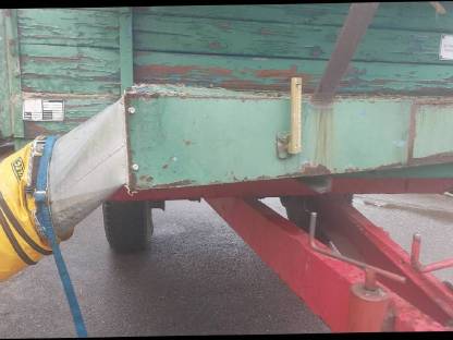 Bild 2:Trocknungsanhänger Kipper